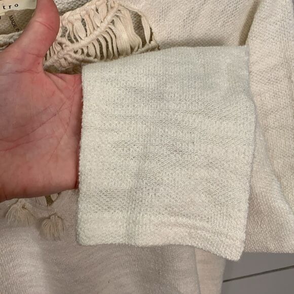 Entro boho hippie long sleeved cream colored knit lacy fringe top medium - Picture 5 of 8